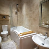 Отель Canterbury's Best Kept Secret - City Centre Suite, фото 8