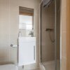 Отель Seagrass Henley - 2 Bed Entire Serviced Apartment, фото 9