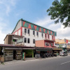 Отель OYO 711 Salam Residence Syariah, фото 22