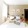 Отель Spacious apartment in the Old Town, фото 4