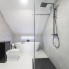 Отель Elliot Oliver- Superior 6 Bedroom House With Hot Tub And Log Burner, фото 10