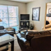 Отель Bright 2BR U/G parking LRT&Transit 1Min Walk, фото 2