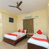 Отель OYO 4418 Royal Mass Club, фото 7