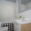 Отель Apartment With Bath in Warsaw by Renters, фото 8