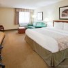 Отель La Quinta Inn & Suites By Wyndham Appleton College Avenue в Аплтоне