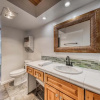 Отель Paradise on the River, 4 Bedrooms, Sleeps 16, View, Deck, Grill, Hot Tub, фото 4