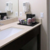 Отель Comfort Inn & Suites, фото 9