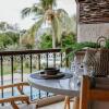 Отель Boutik Le Morne Holiday Apartments в Ле-Морне