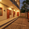 Отель RedDoorz @ Taman Griya Jimbaran 2, фото 1