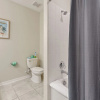 Отель Storey Lake Resort, 2bd Condo Overlooking Water By Shine Villas 2 Bedroom Condo, фото 7