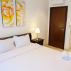 Отель Comfy 2BR L'Avenue Apartment, фото 3