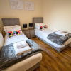 Отель Heathrow Clean 2Bedroom Apt with Parking, фото 1