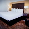 Отель Pines Inn & Suites, фото 10