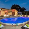 Отель Belvilla by OYO Beautiful Holiday Home Near Beach, фото 8