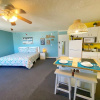 Отель Beach Front Studios in Daytona Beach, фото 17