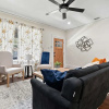 Отель Modern Gem 2 Homes Rental Sleeps 10, фото 2