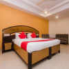 Отель OYO 19028 Hotel Palm Star, фото 18