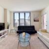 Отель Heaven on Washington Furnished Apartments - Heart of the City, фото 1