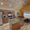 Отель Southern Comfort: All-suite Getaway W/ Hot Tub 2 Bedroom Cabin, фото 10