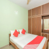 Отель OYO 12776 SV Suites, фото 2