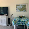 Отель Turquoise Waters B &B -Private Guest suite with massage chair, фото 3