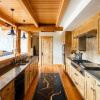 Отель Penthouse 3 3 Bedroom Lodge by Moonlight Basin Lodging, фото 4