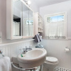 Отель Black Bear Cottage - 2 Br Cottage, фото 10