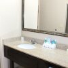 Отель Holiday Inn Express and Suites Kansas City Liberty, фото 8
