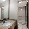 Отель SureStay Plus by Best Western Woodbury Inn, фото 8