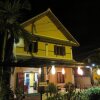 Отель Golden Lotus Place в Луангпхабанге