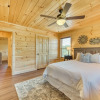 Отель Brand-new Luxury W/ Hot Tub & Firepit 3 Bedroom Cabin, фото 19