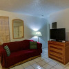 Отель Richard's Motel Studios, фото 4