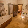 Отель Nino Cave Suites, фото 7
