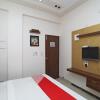 Отель OYO 38103 Hotel Shubham, фото 1