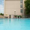 Отель Hampton Inn Louisville-North/Clarksville в Кларксвилле