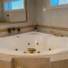 Отель DOWNTOWN PENTHOUSE-SPA,sauna,3BR,seaview,free park, фото 13