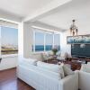 Отель Laila's Seaview Penthouse Apartments, фото 1