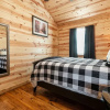 Отель Hr 3- The Little Bear 1 Bedroom Cabin by RedAwning, фото 3