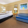 Отель La Quinta Inn & Suites by Wyndham Coral Springs South, фото 6