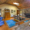 Отель Breakfast Creek Cottage - Central bluestone cottage, фото 16