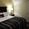 Отель Spark by Hilton Greensboro, фото 4