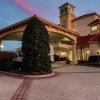 Отель La Quinta Inn & Suites by Wyndham Greensboro NC, фото 1