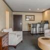 Отель Rodeway Inn & Suites, фото 5