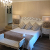 Отель La Baruné Guest House, фото 1