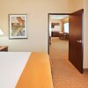 Отель Holiday Inn Express Hotel & Suites GUYMON, an IHG Hotel, фото 1