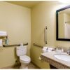 Отель Cobblestone Inn & Suites - Cambridge, фото 8