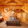 Отель Black Bear Hideaway - Five Bedroom Cabin, фото 9