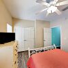 Отель Simply Paradise - 2 Br Condo, фото 22