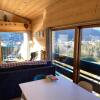 Отель Luxury Apartment, 350m to ski lift, south facing, close to town centre, фото 5