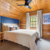Отель Bears Den Rustic Mountain Hideaway 6 Bedroom Home by Overmoon, фото 3